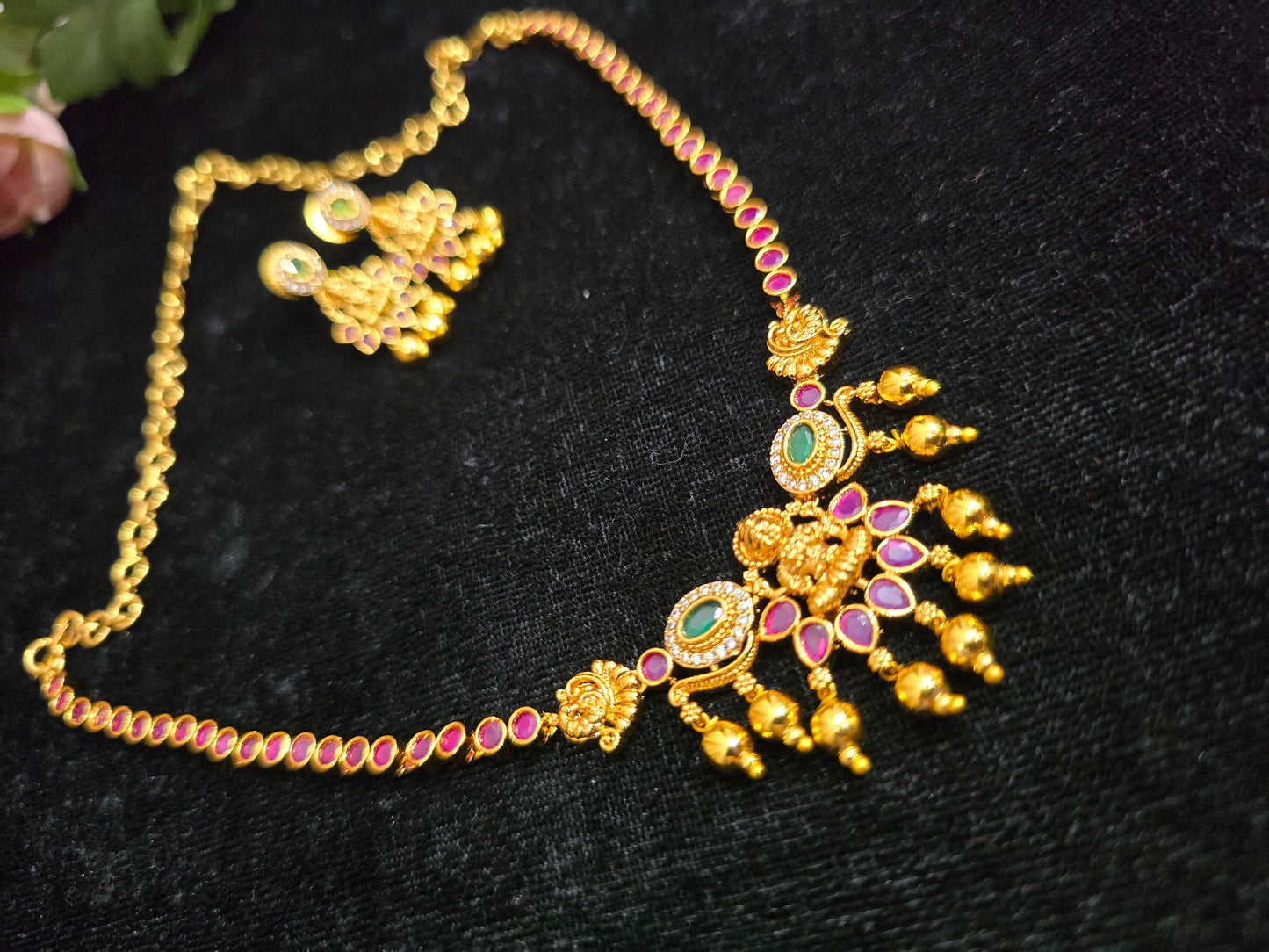 Neck set with earinges code SLS 279J