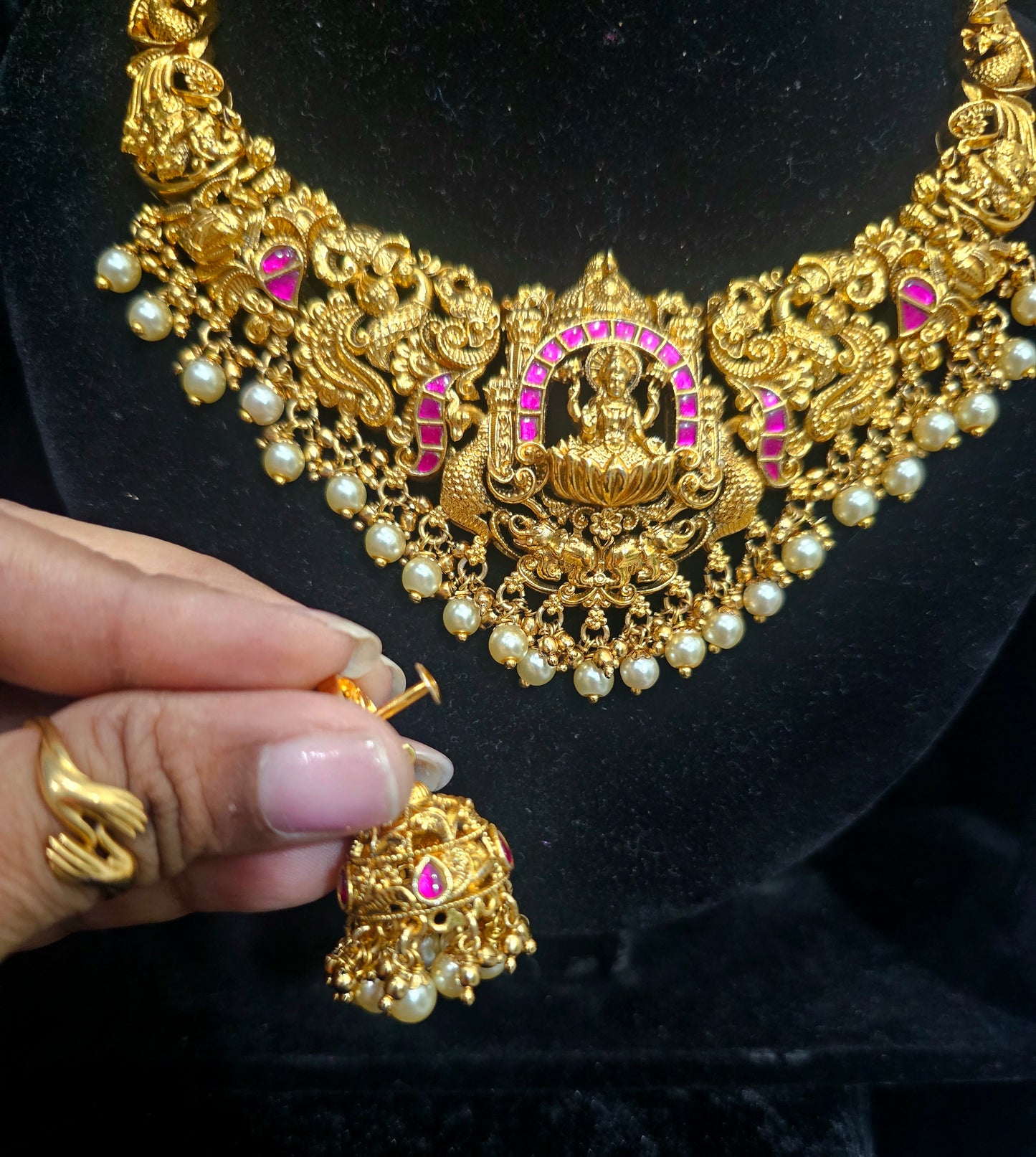 Real jadavu kundans neck set with screw bag earrings  COde SLS 736J