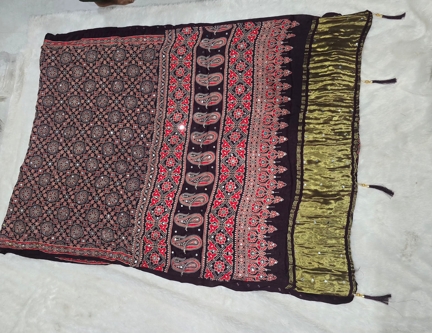 Coffe color Saree un stiched blouse code SLS  651