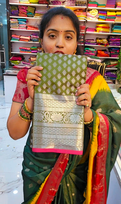 Saree un stiched blouse code SLS 553