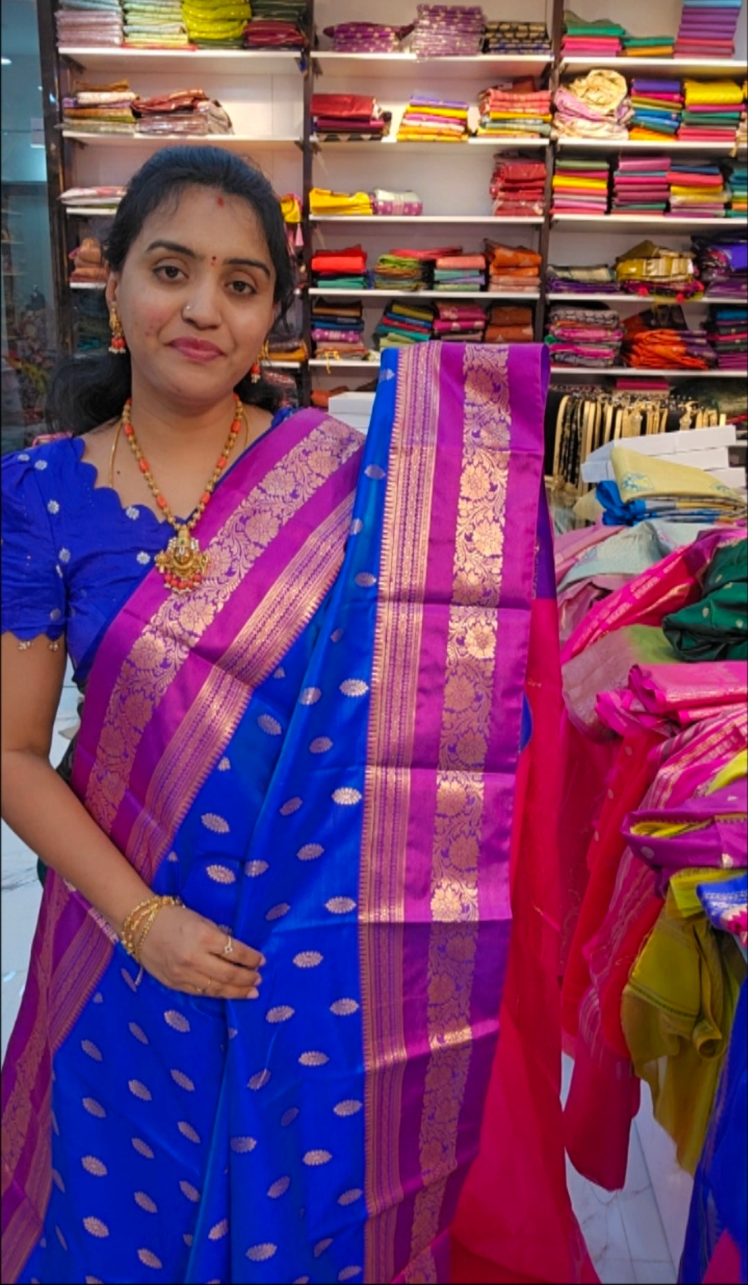 Saree un stiched blouse code SLS 532