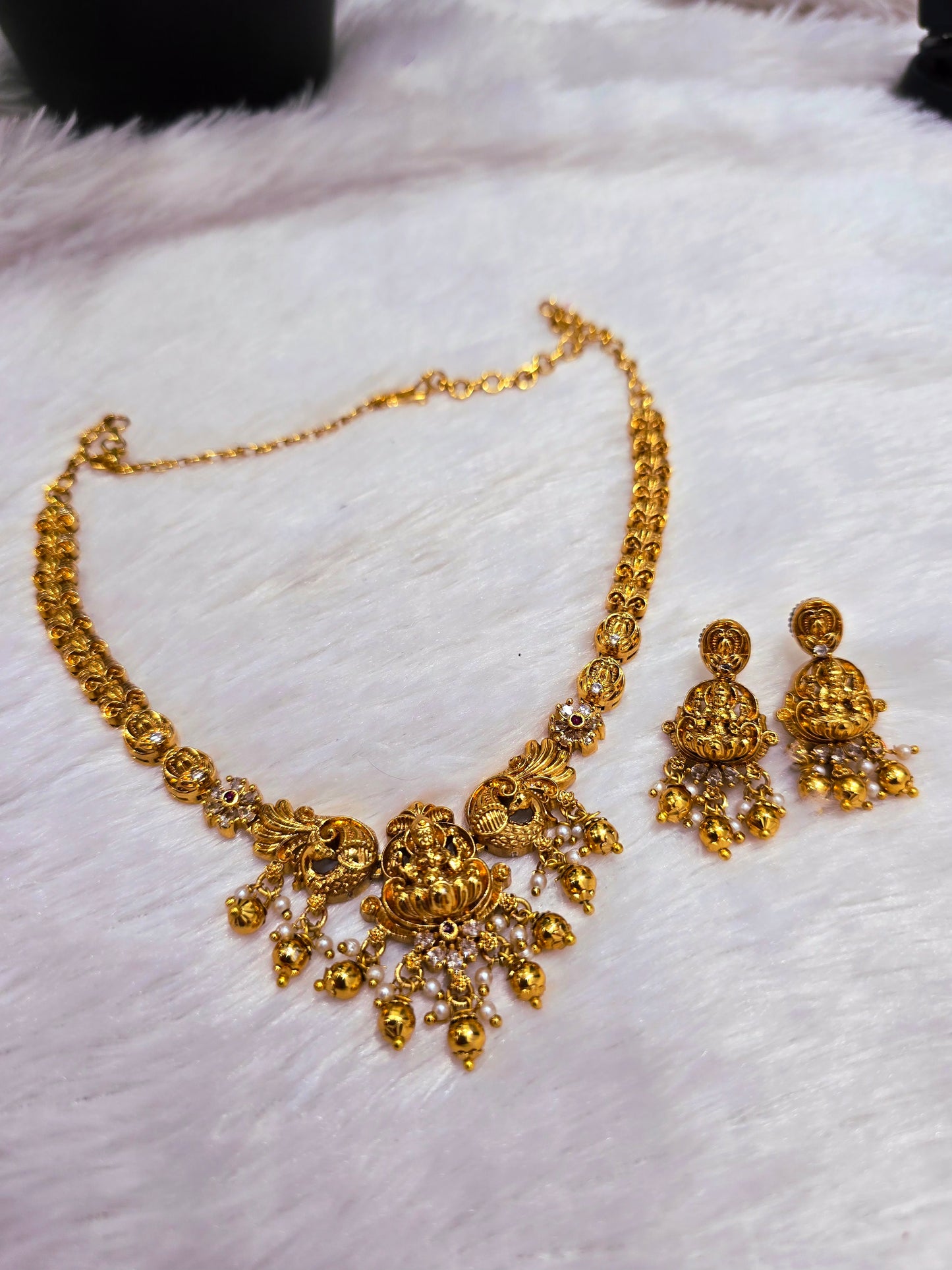 Neck set with earrings Code SLS 390J