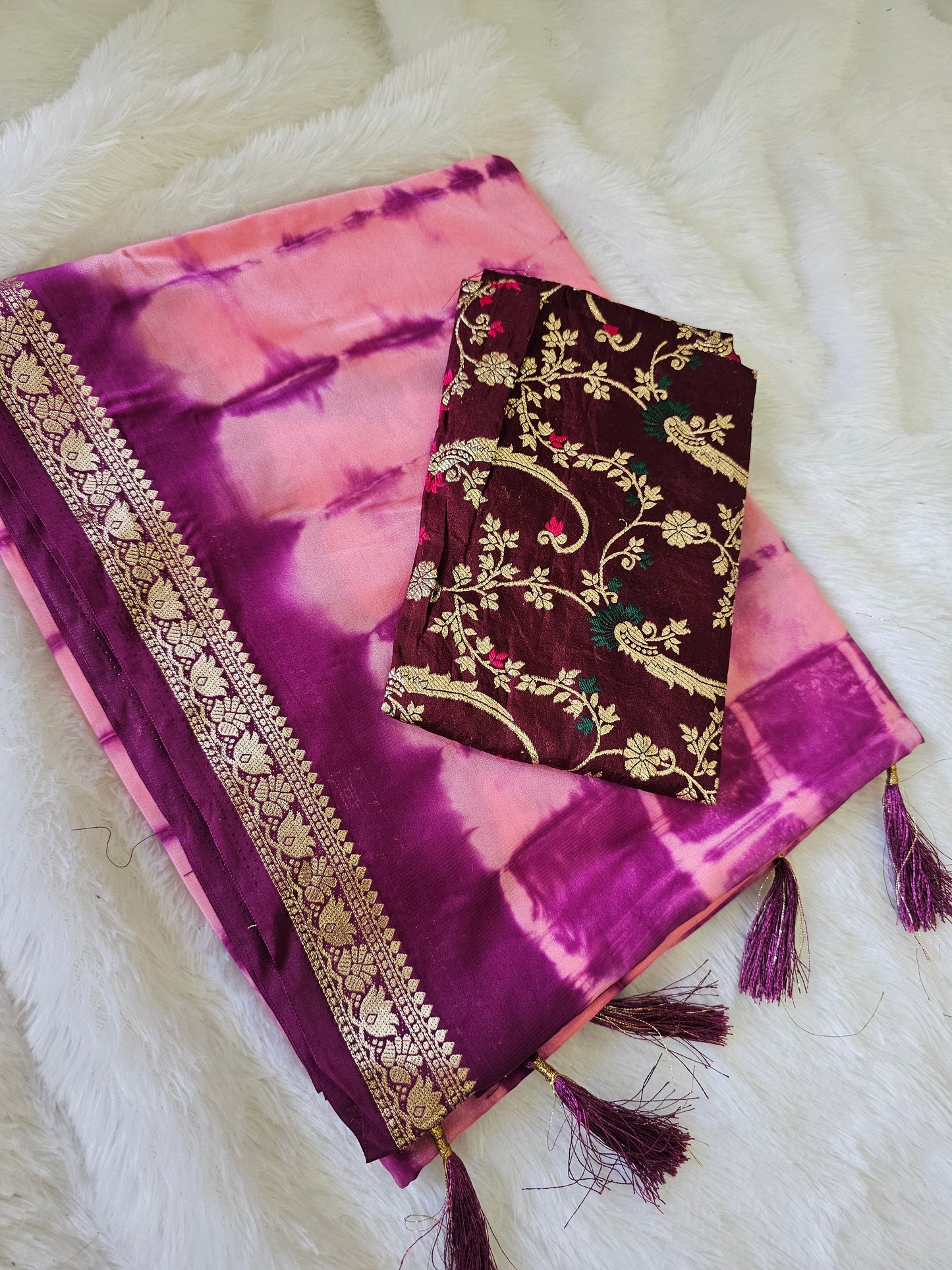 Saree un stiched blouse code SLS 381