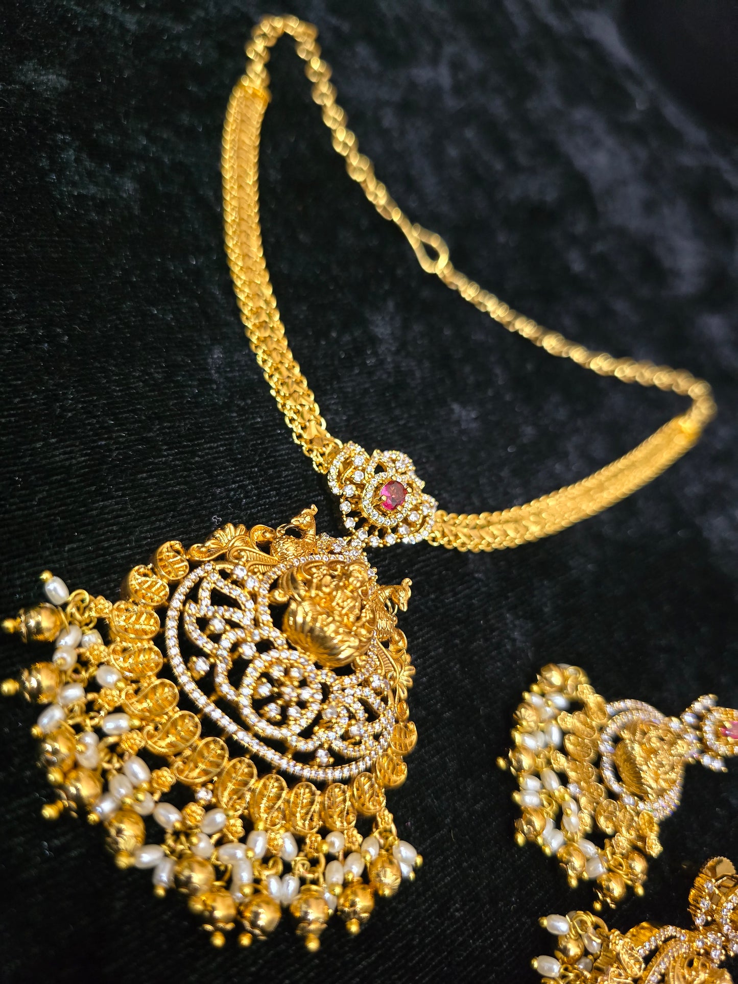 Neck set with earinges code SLS 756J