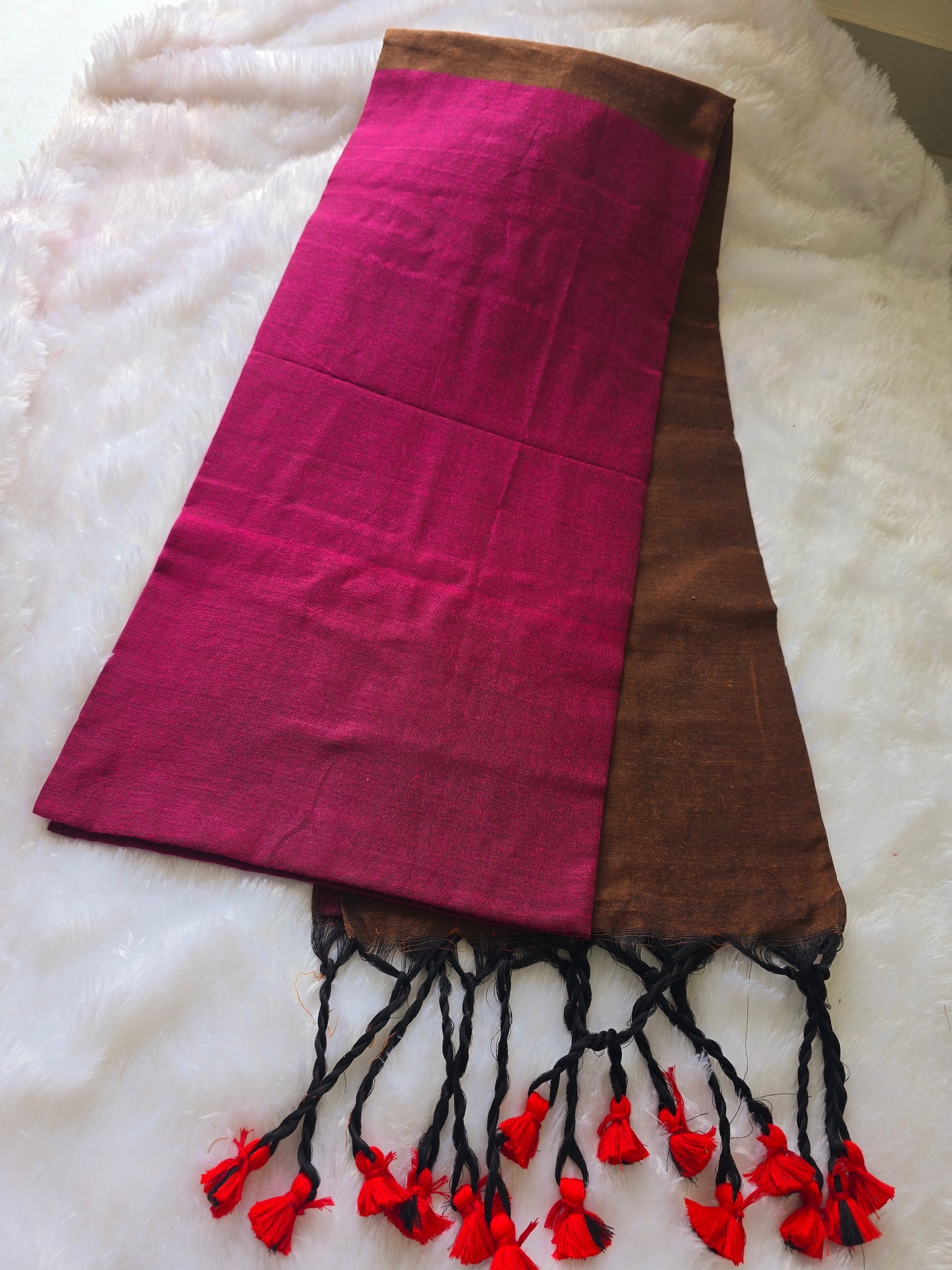 Saree un stiched blouse code SLS 360