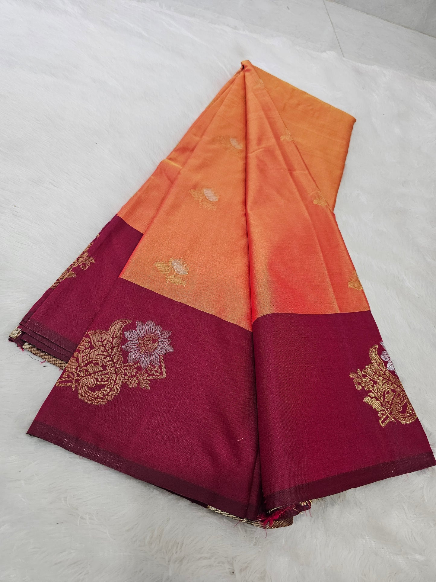 Saree un stiched blouse code SLS 580