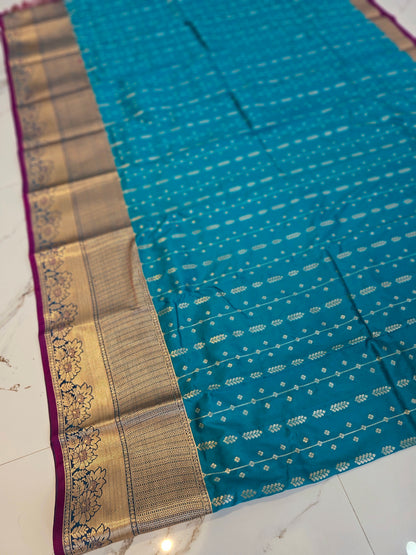 Saree un stiched blouse code SLS 673