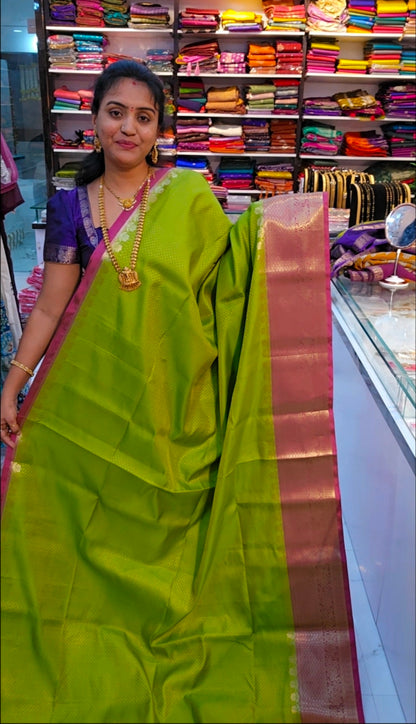 Saree un stiched blouse code SLS 542