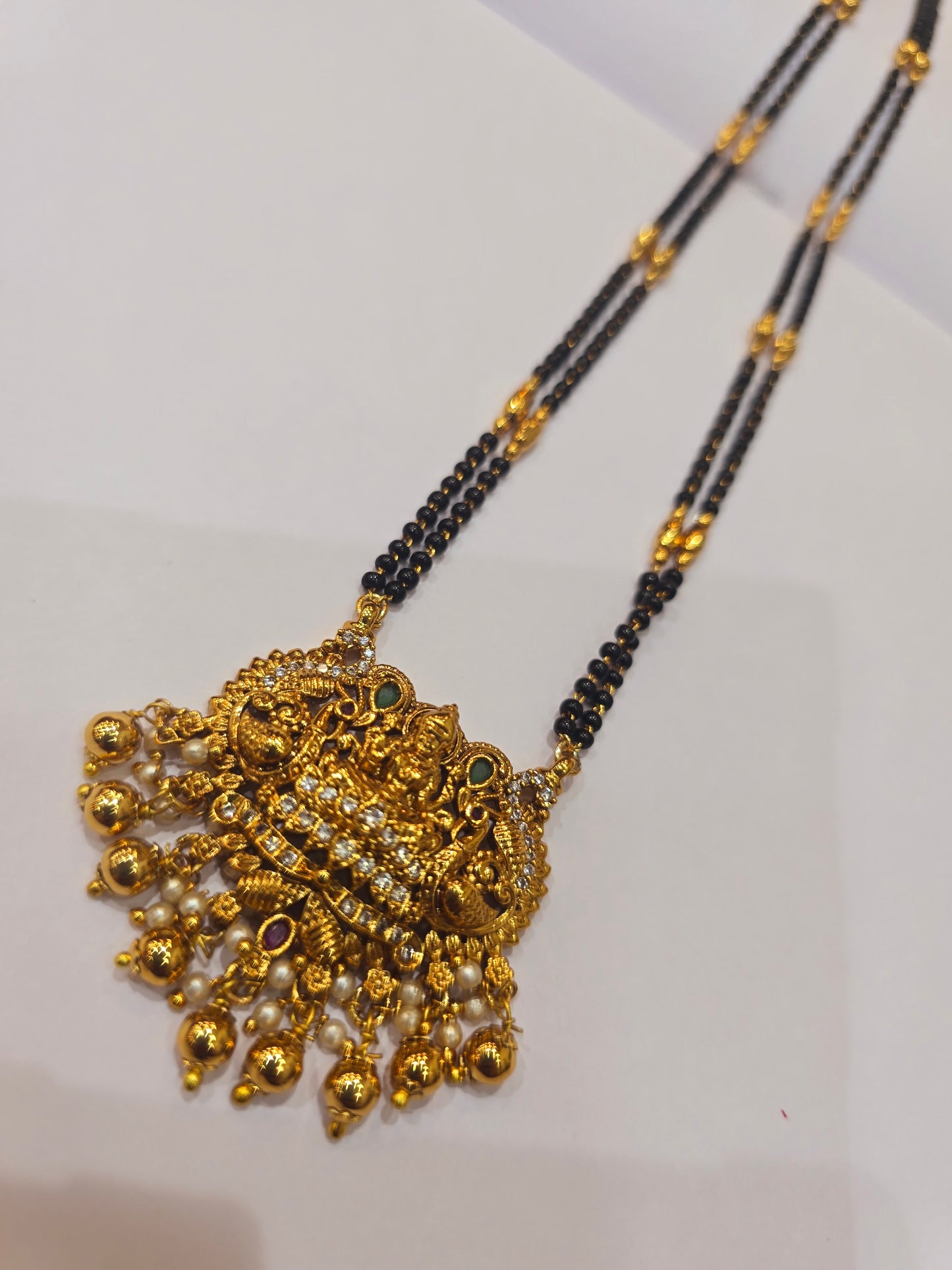 Long Black beads 248J