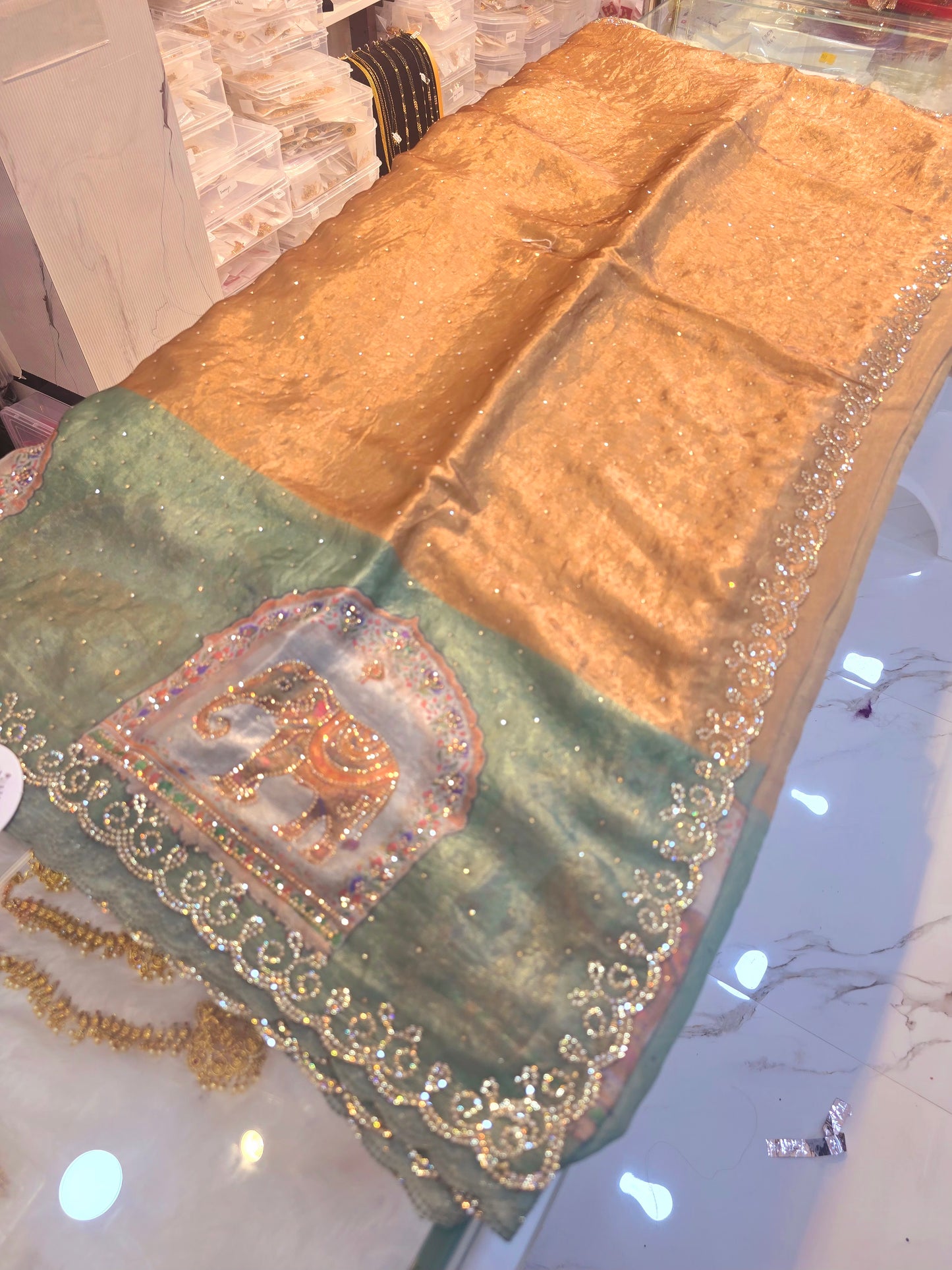 Saree un stiched blouse Code SLS 230