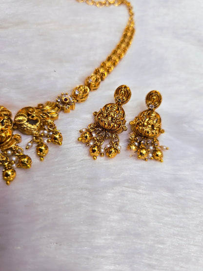 Neck set with earrings Code SLS 390J