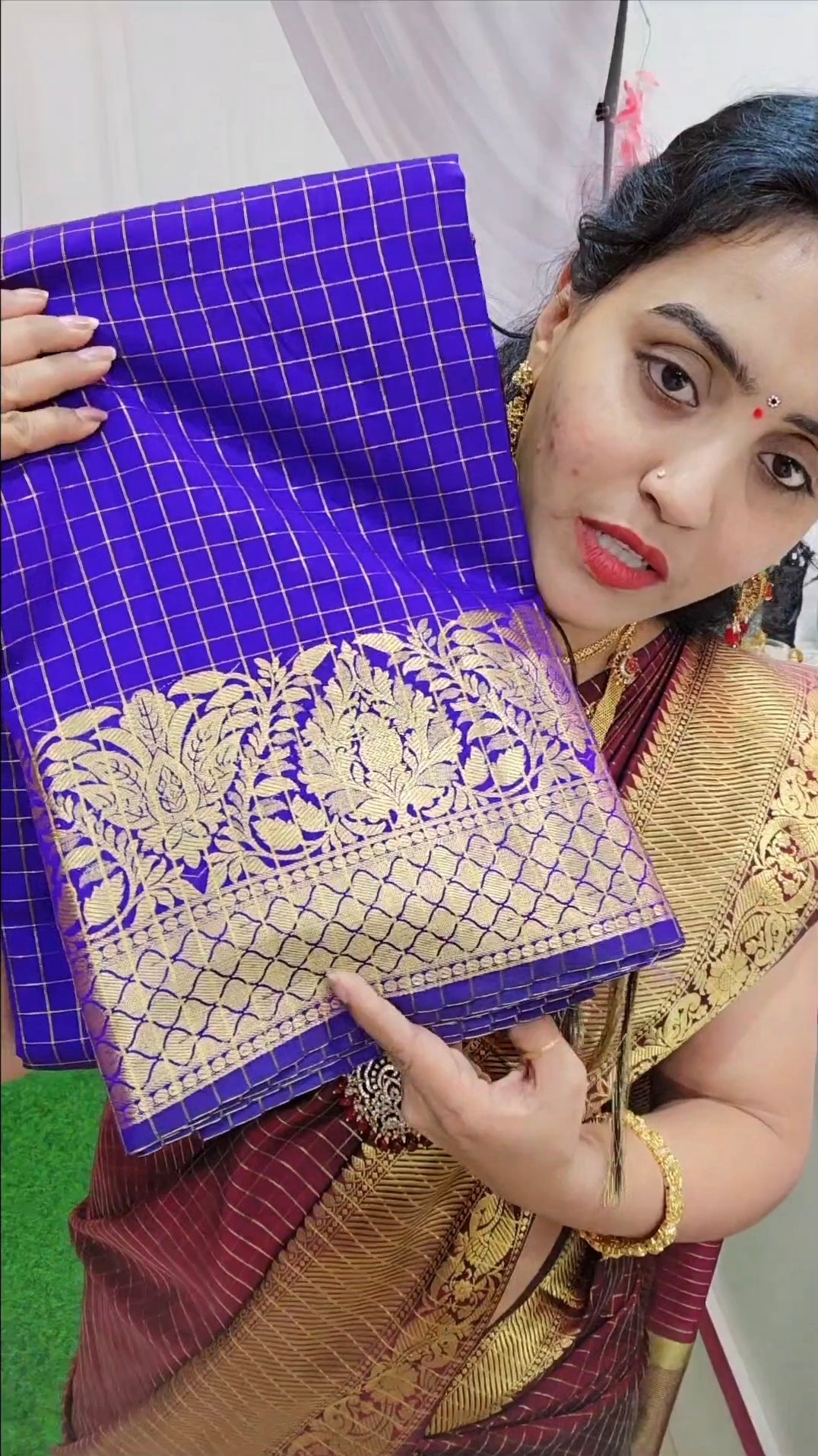 Saree un stiched blouse code SLS 430