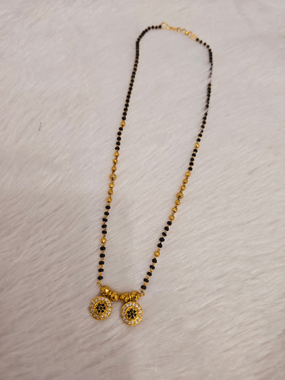 Black beads 377 J