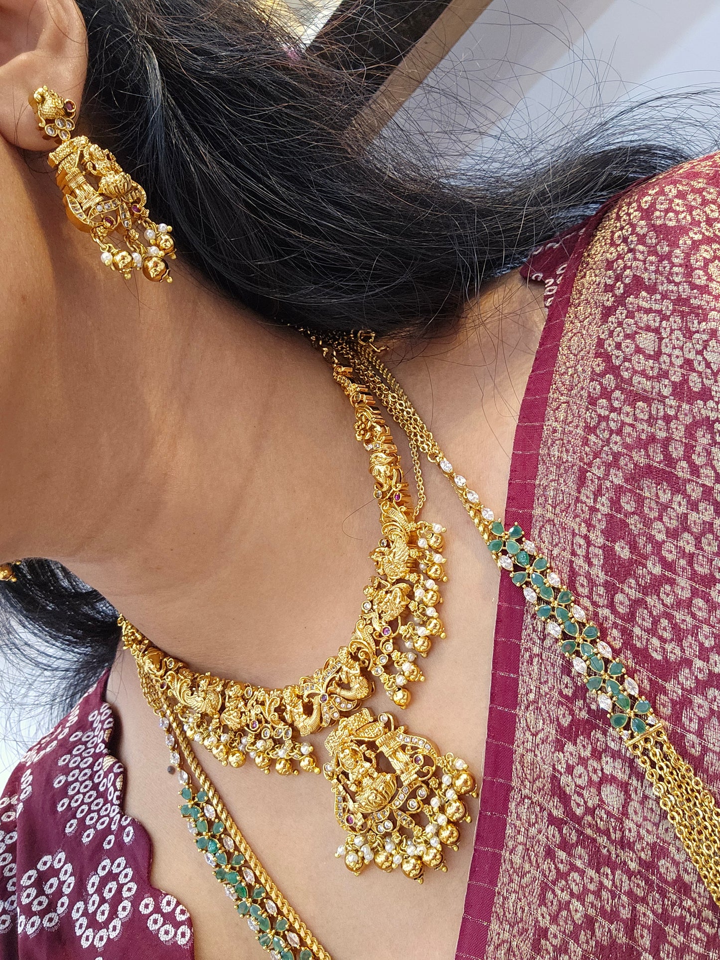 Neck set with earimges code SLS 898J