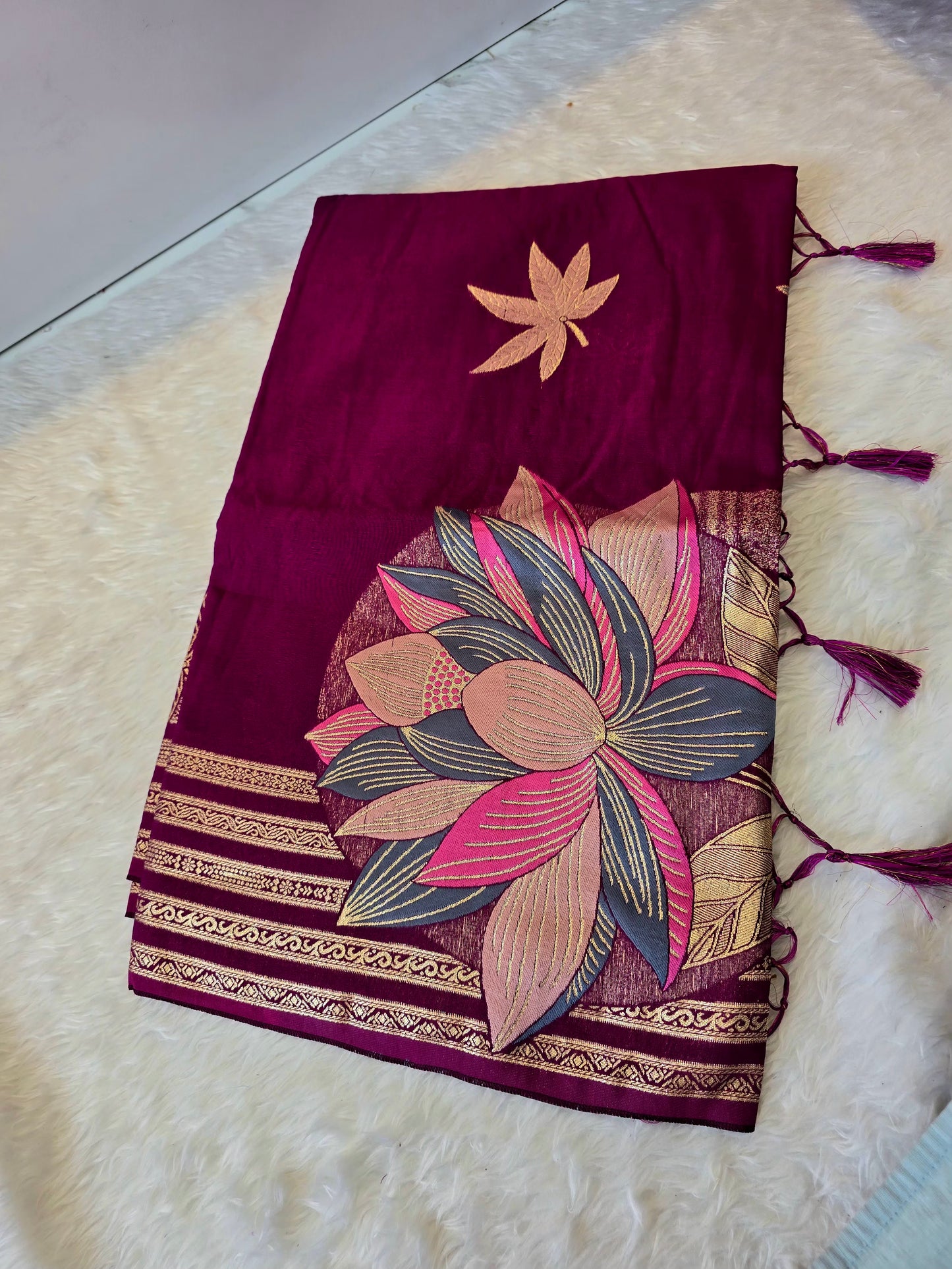 Saree un stiched blouse code SLS 614