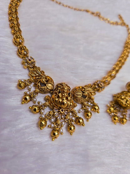 Neck set with earrings Code SLS 390J