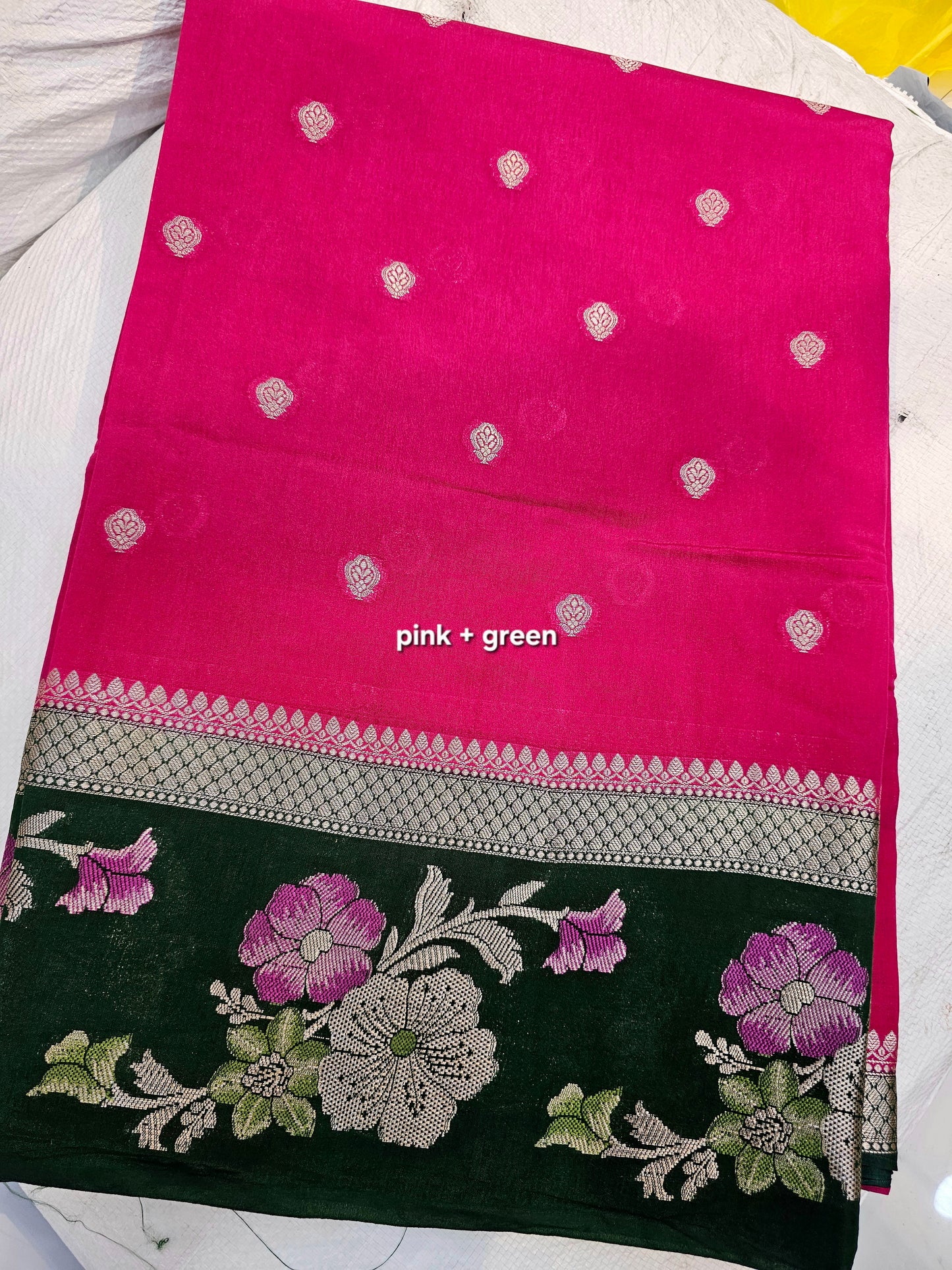 Saree un stiched blouse code SLS 541