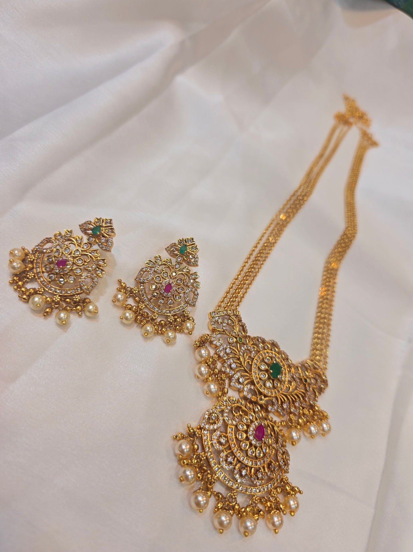 Long dolor  chandraharam  with earrings code SLS 285J