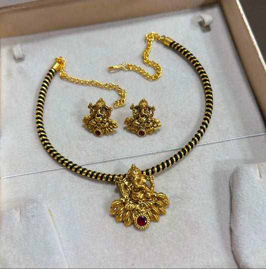 Neck set with earrings code SLS 443J