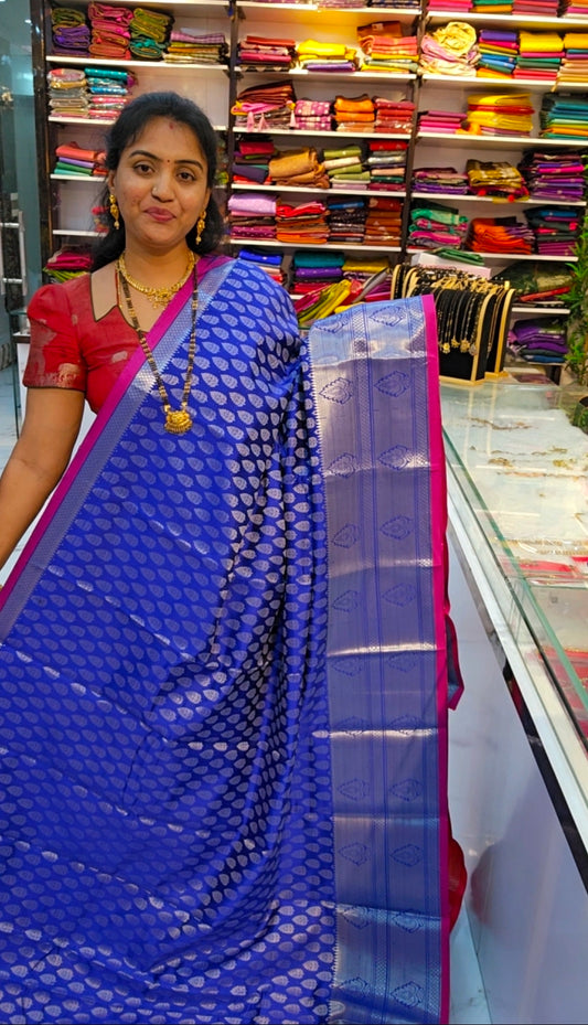 Saree un stiched blouse code SLS 553