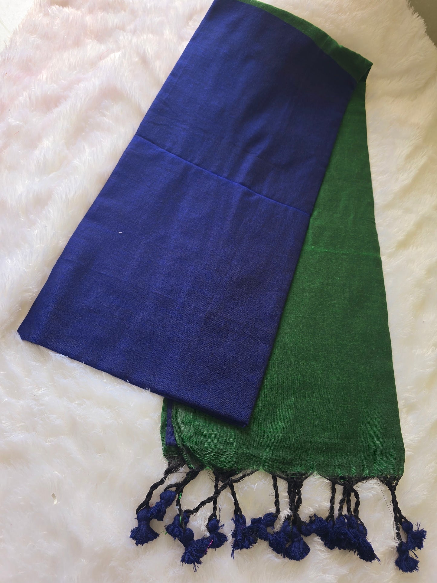 Saree un stiched blouse code SLS 360