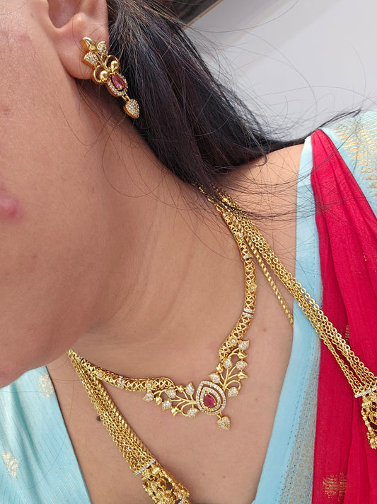 Neck set with earinges  rubi colour code SLS 185J