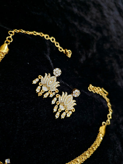 Neck set with earrings code SLS 704J