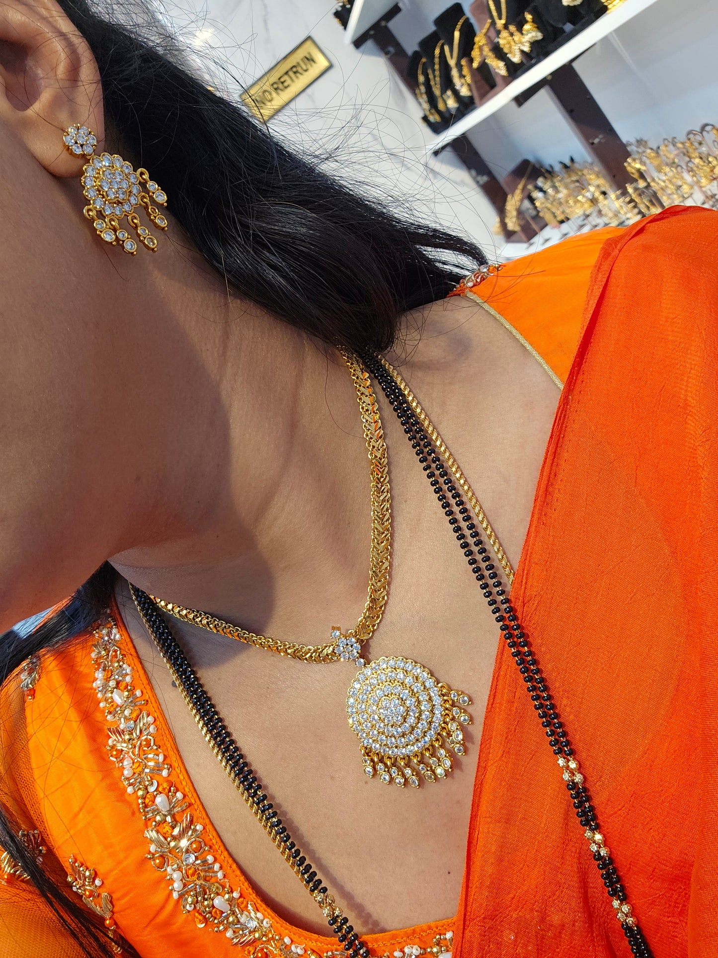 Neck set with earrings code SLS 758J
