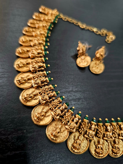Neck set with earrings code SLS 517J