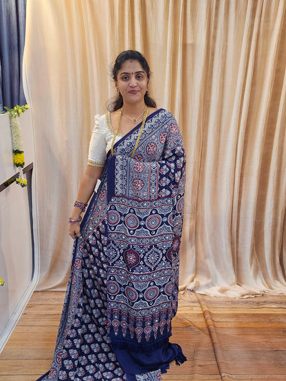 Saree un stiched blouse code SLS 748