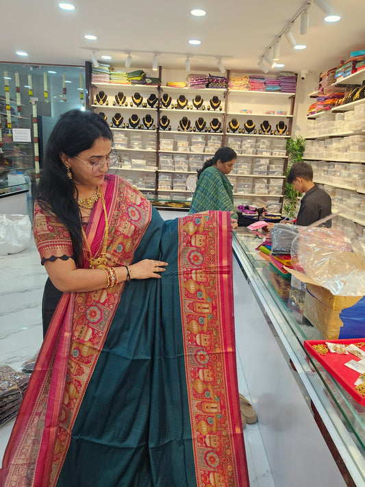 Saree un stiched blouse code SLS 732