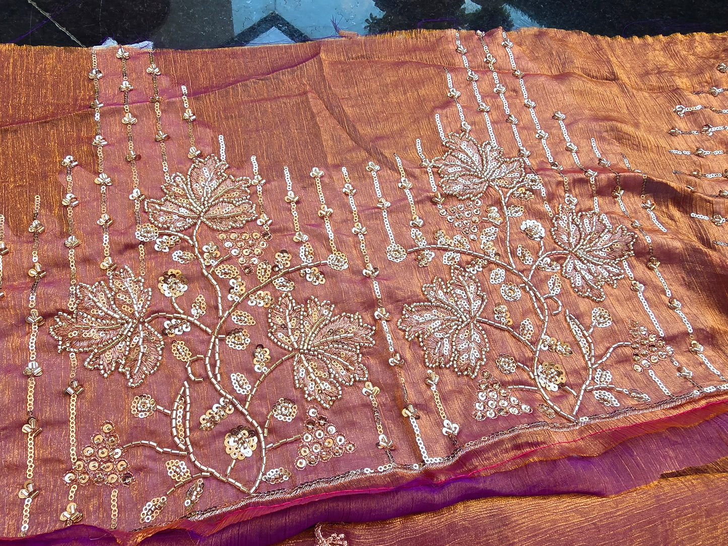 Code SLS 216 saree un stiched blouse