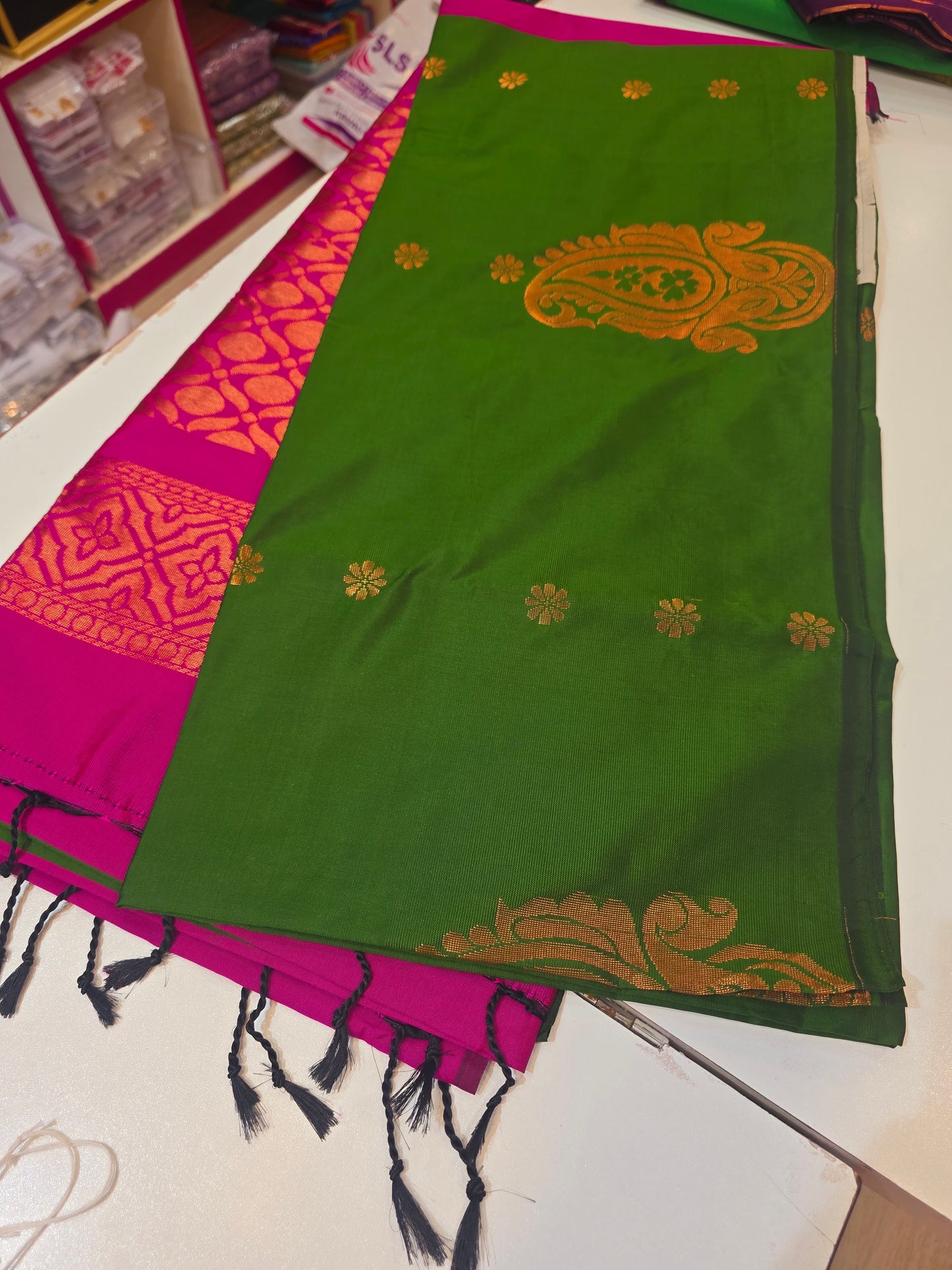 Saree un stiched blouse code SLS 248