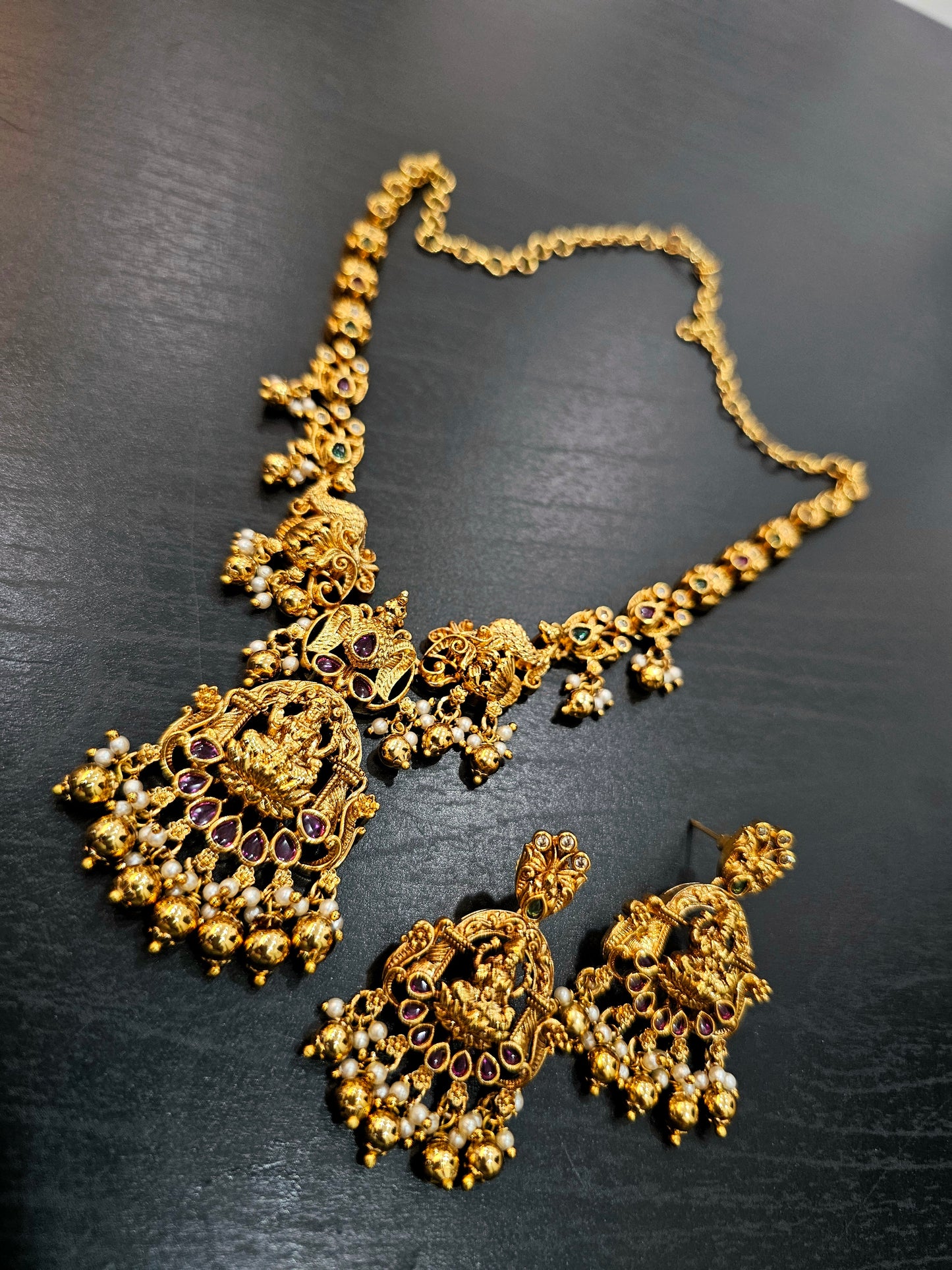 Neck set with earrings code SLS 441J