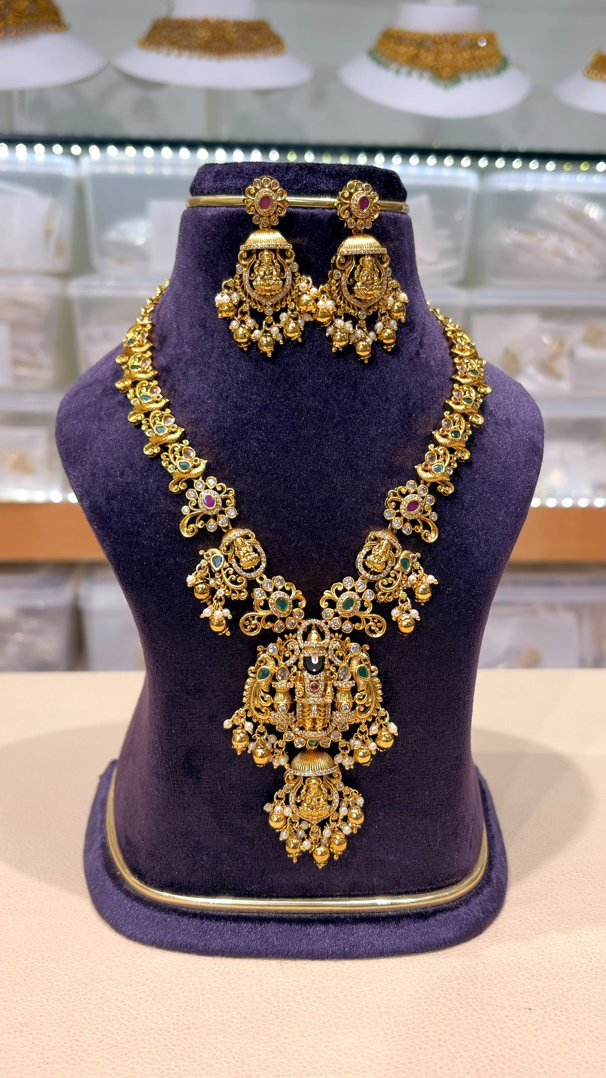 Neck set with earinges code SLS 152J
