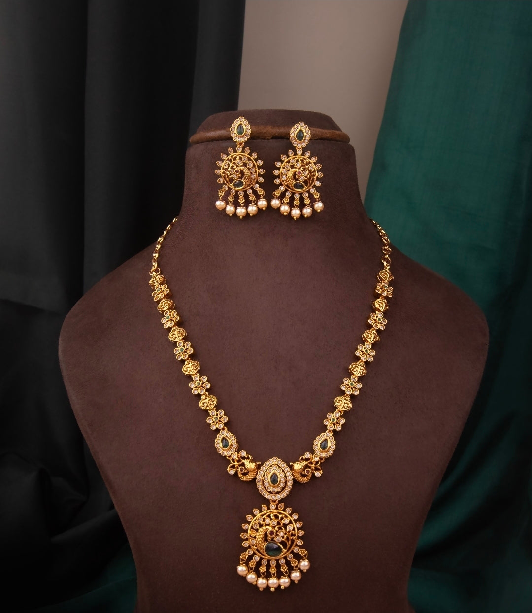 NECK set with earrings code SLS 543J