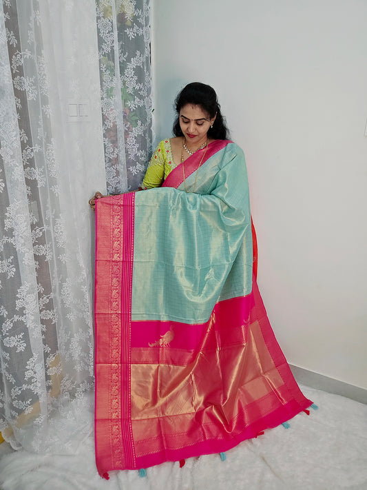 Saree un stiched blouse code SLS 422