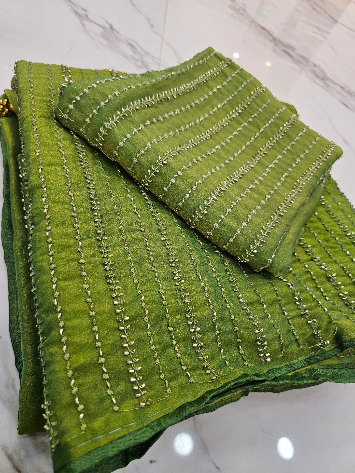 Saree un stiched blouse code SLS 681