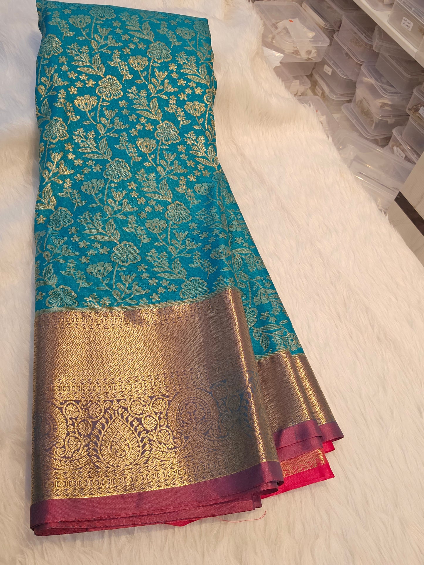 Saree un stiched blouse code SLS 574