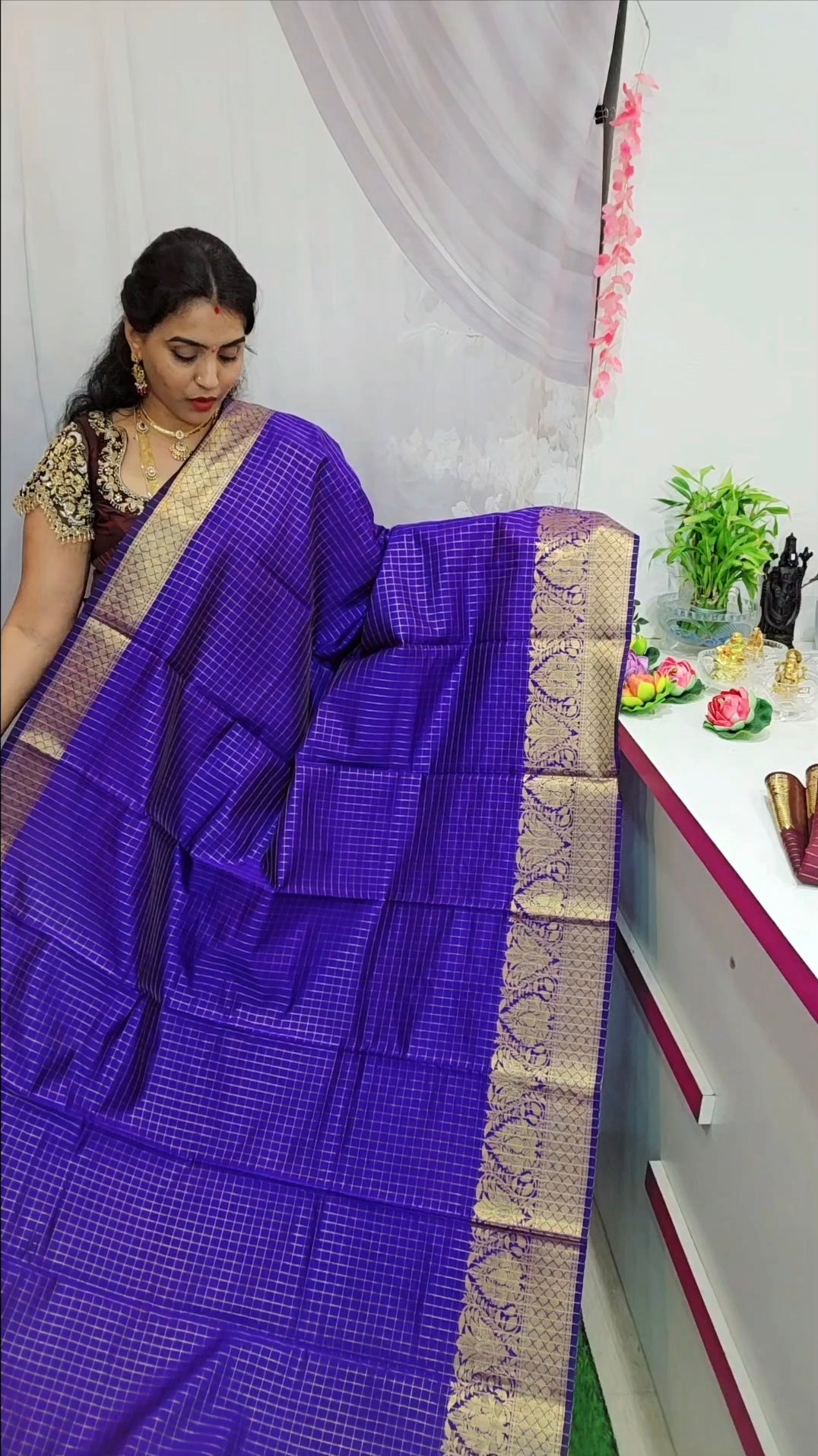 Saree un stiched blouse code SLS 430