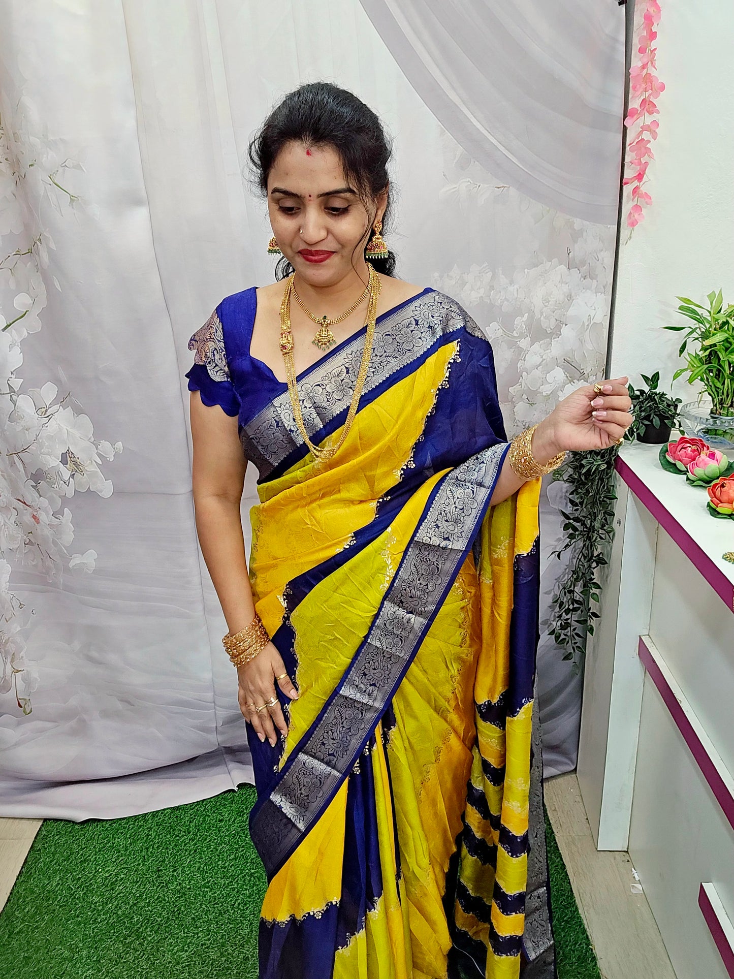 Saree un stiched blouse code SLS 426