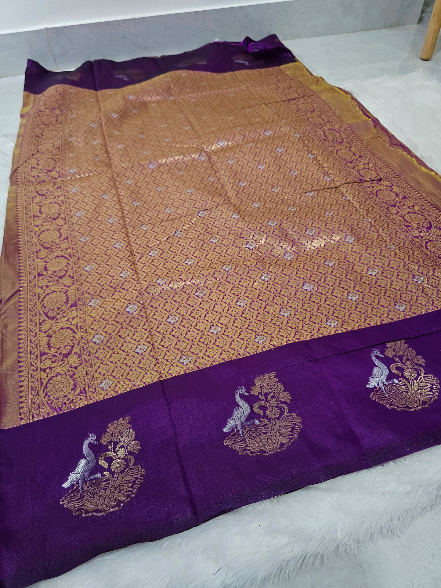 Saree un stiched blouse code SLS 580