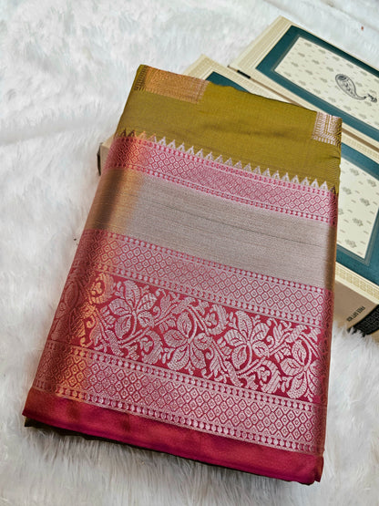 Saree un stiched blouse code SLS 560