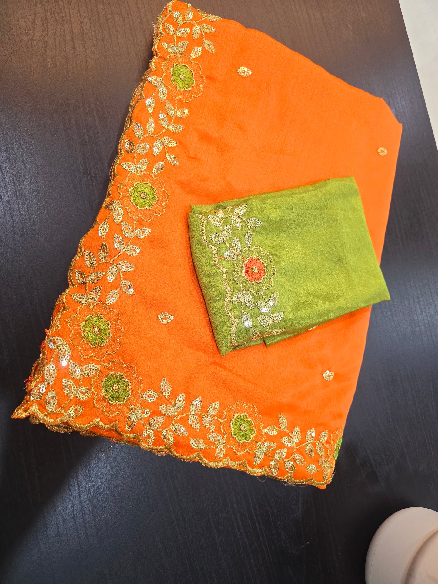 Saree un stiched  blouse code SLS 254