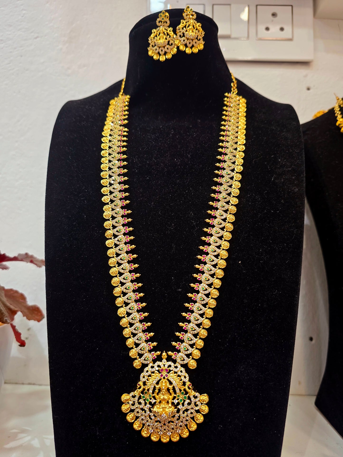 Long set with earrings Code SLS 372 J