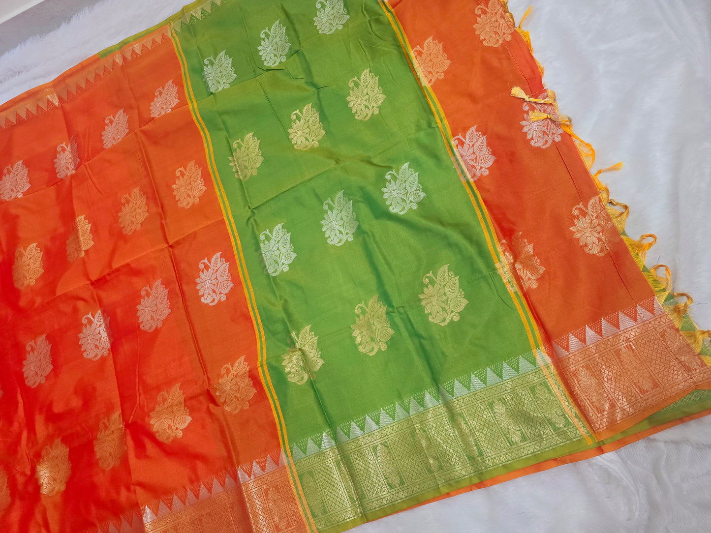 Saree un stiched blouse code SLS  385