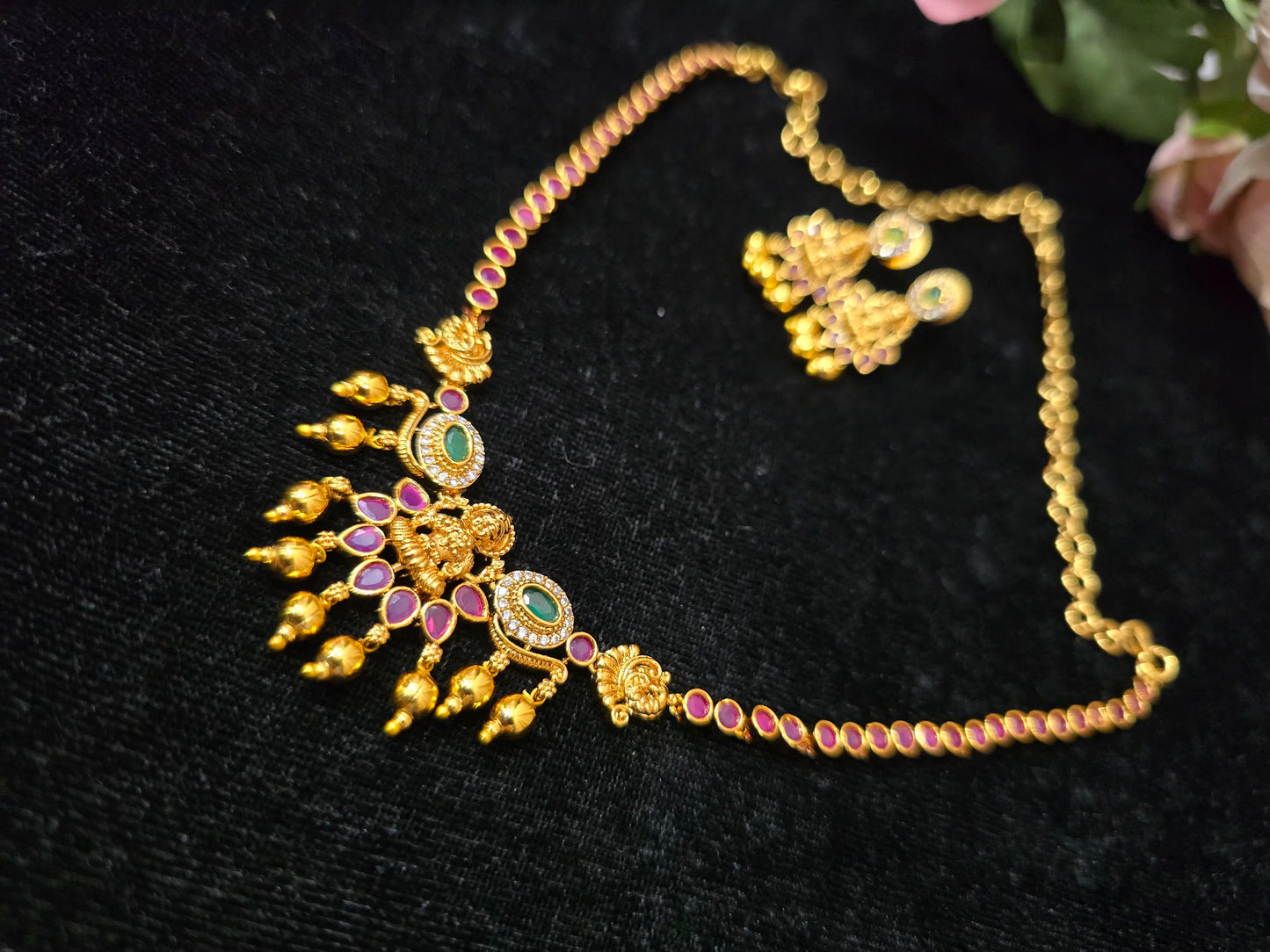 Neck set with earinges code SLS 279J