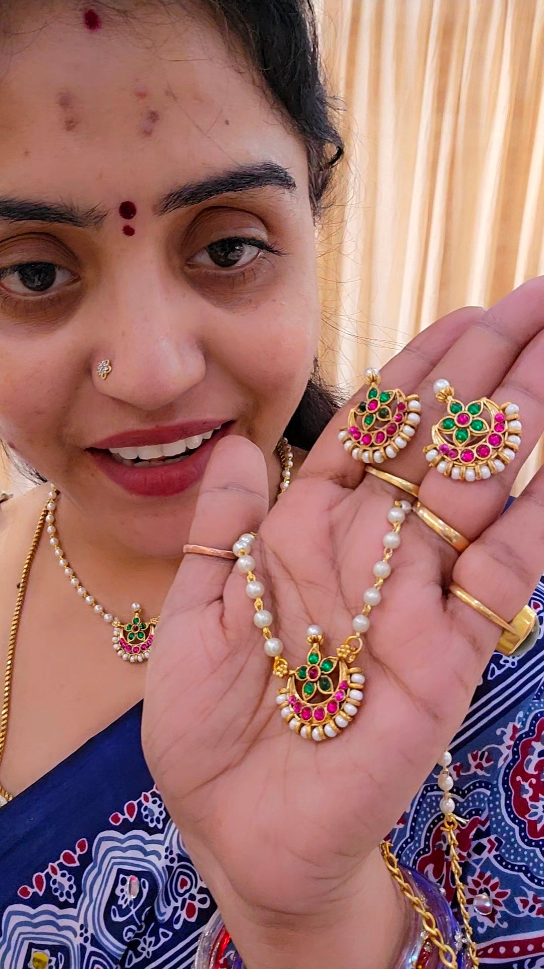 Neck set with earinges code SLS 143J