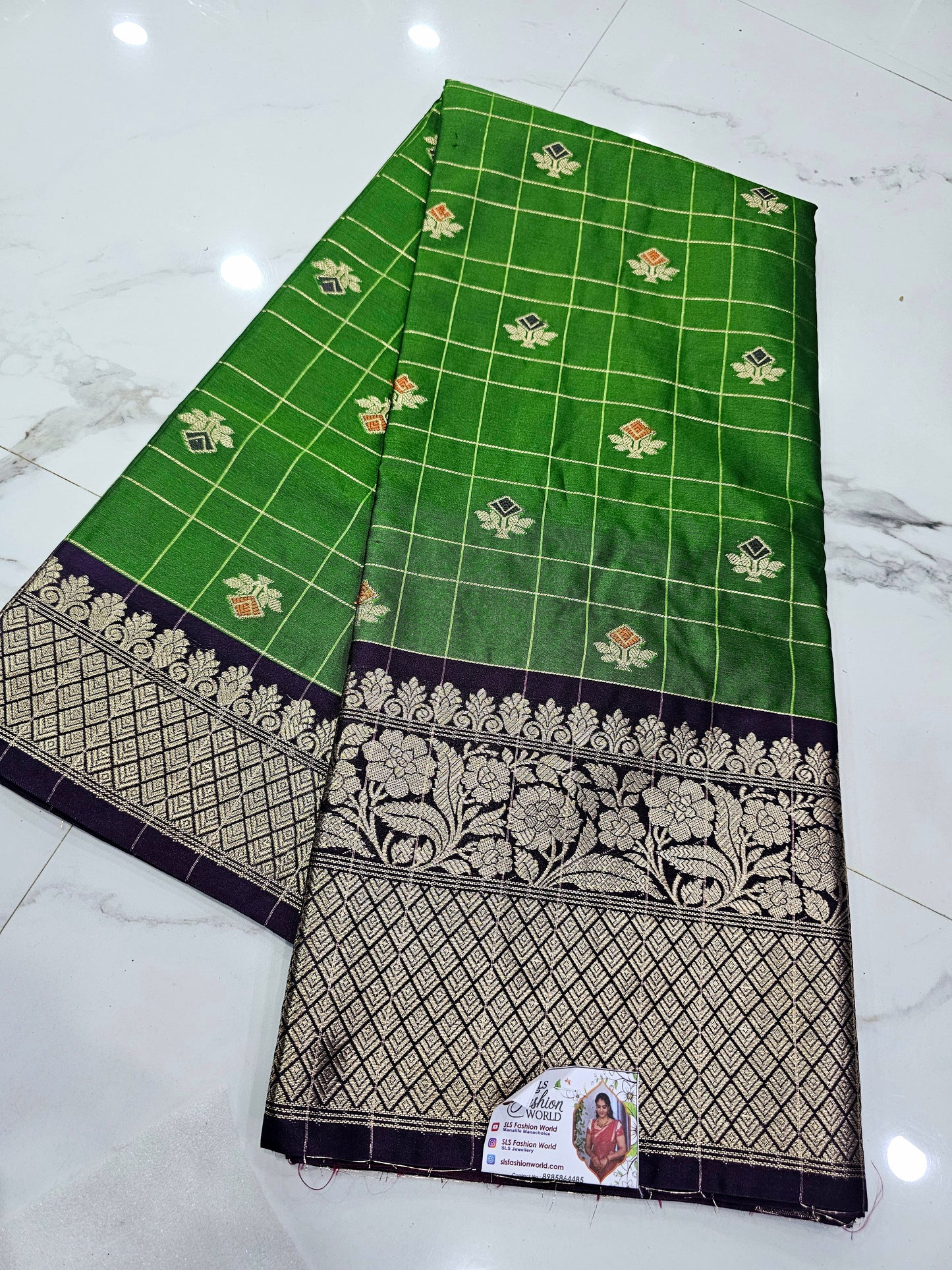 Saree un stiched blouse code 694