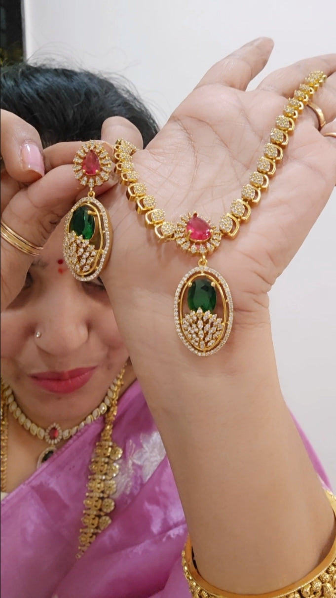 Code SLS 215J  neck set with earrings